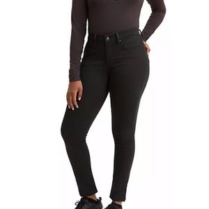 Levi’s 311 Shaping – Soft Black – Tall